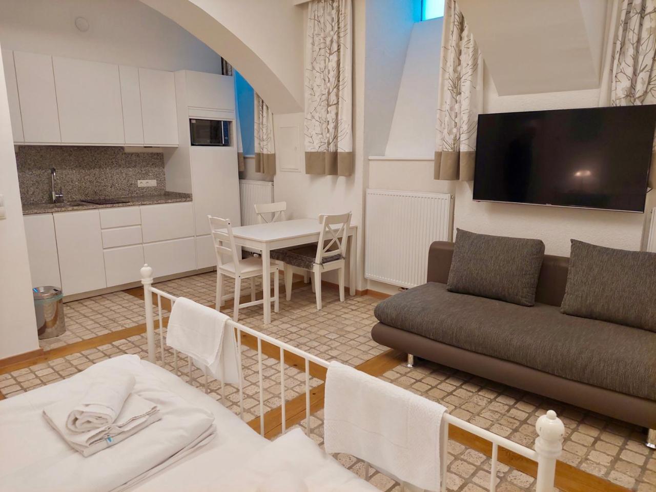Modern Studios Near City Center 维也纳 外观 照片